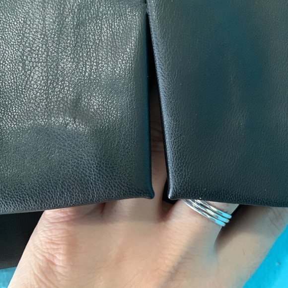 Cute vegan mini skirt. - Picture 2 of 4